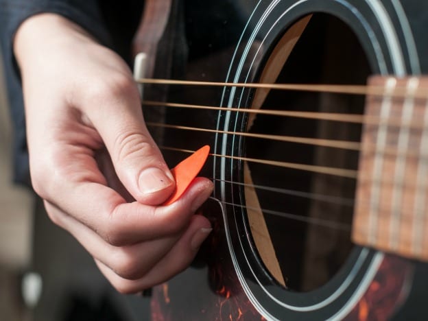 Online Beginner Guitar Lessons » SKrafty