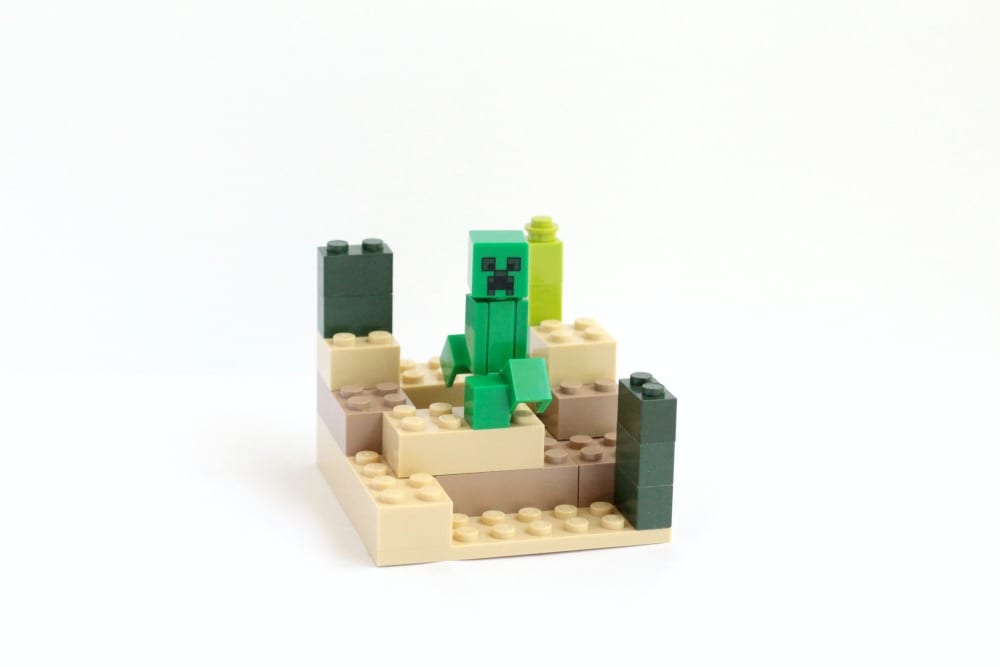 Minecraft-Inspired LEGO Desert Biome